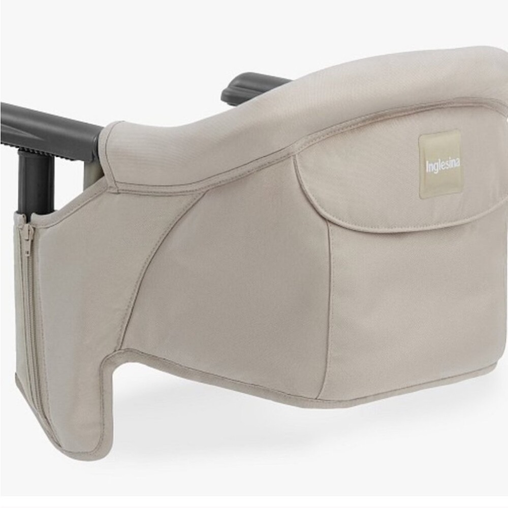 Inglesina fast high chair with tray included- in beige